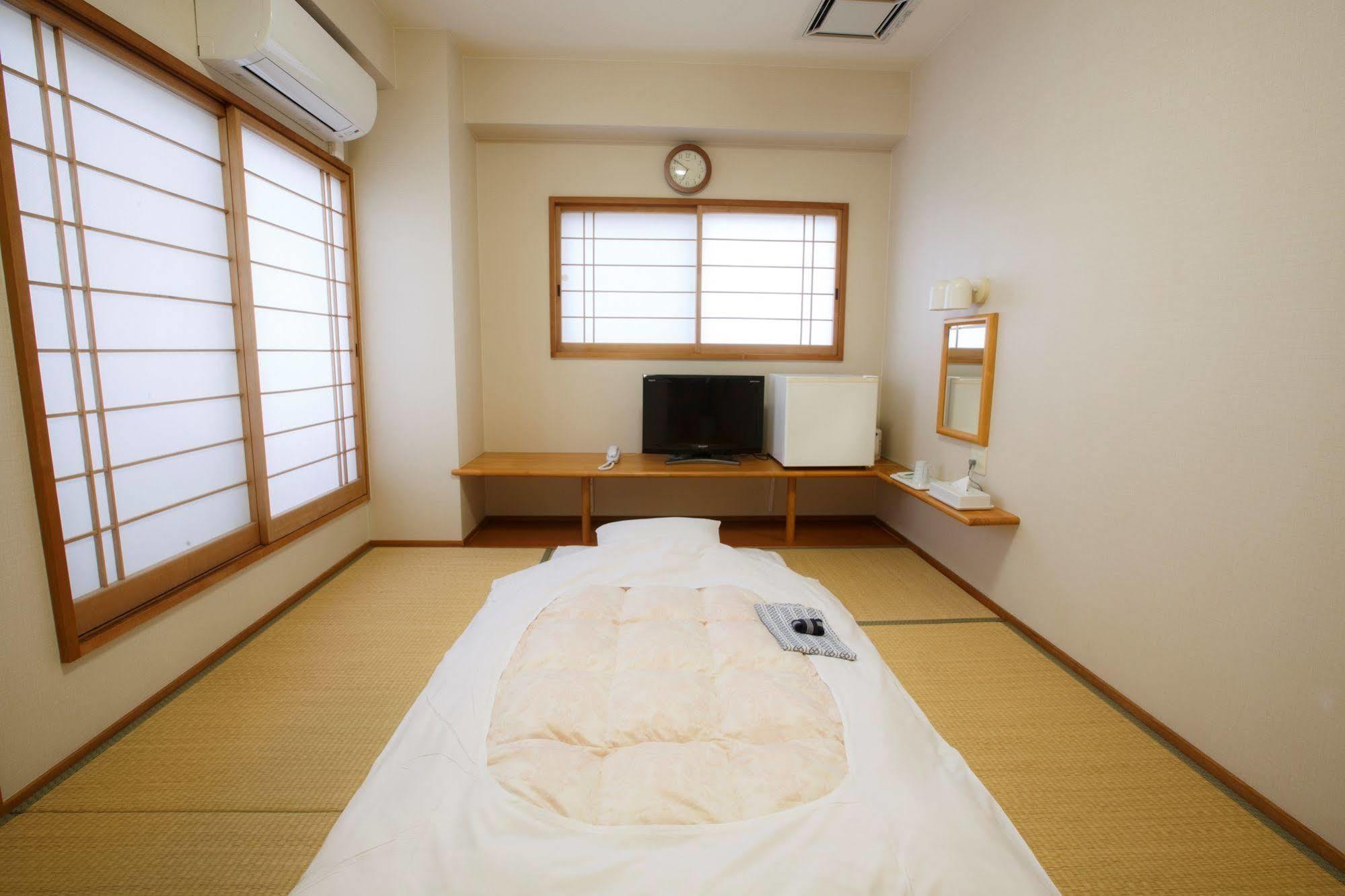 Business Inn Umesaki - Vacation Stay 63382V Nagasu Esterno foto
